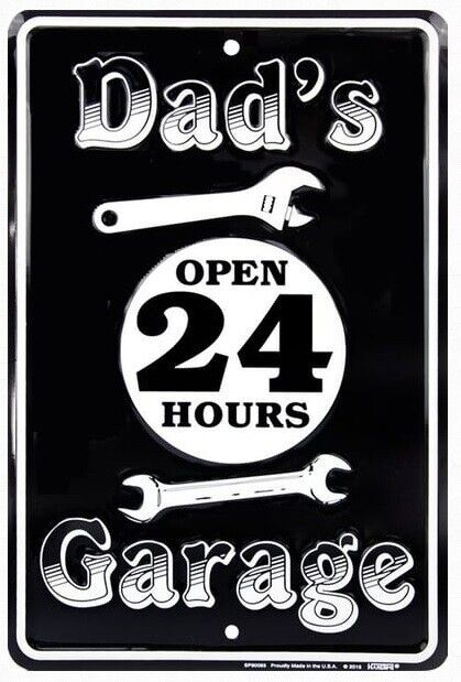 Dad's Garage Embossed Metal Novelty Parking Sign Home & Garden:Home Décor:Plaques & Signs Unbranded   